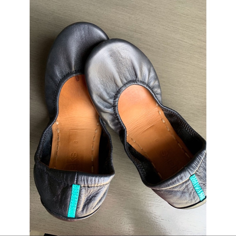 Black Tieks size 8